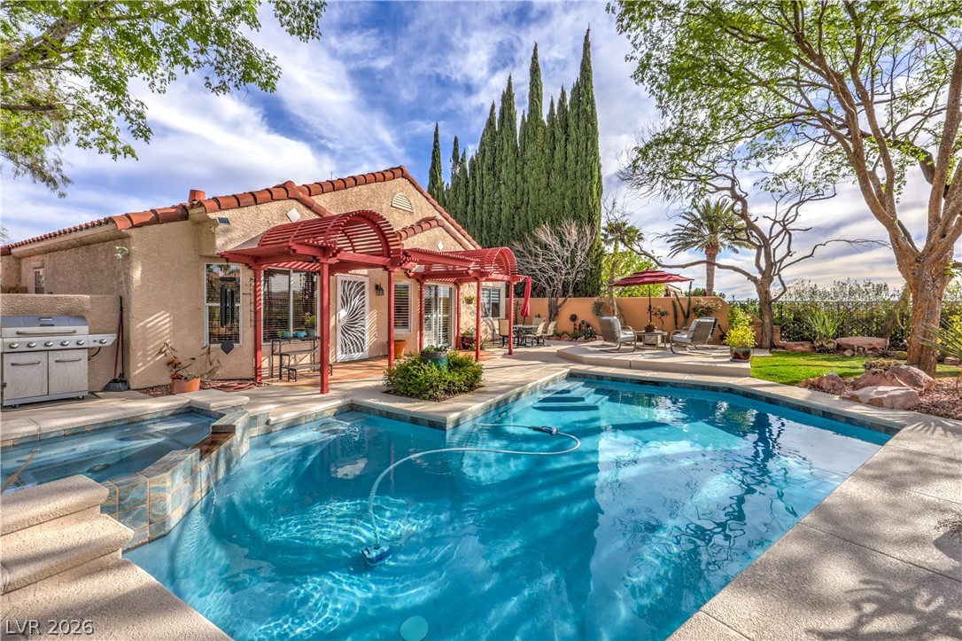 8197 Sedona Sunrise Drive