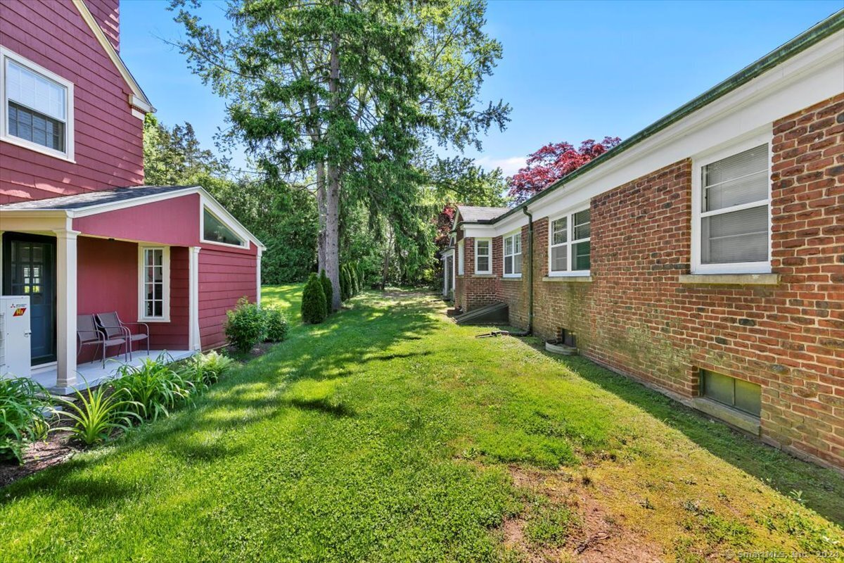 110 Churchill Road
