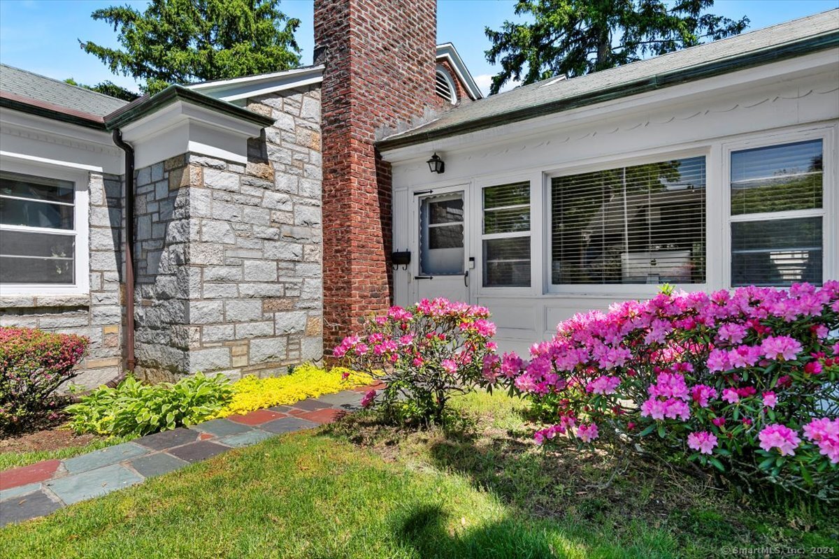110 Churchill Road