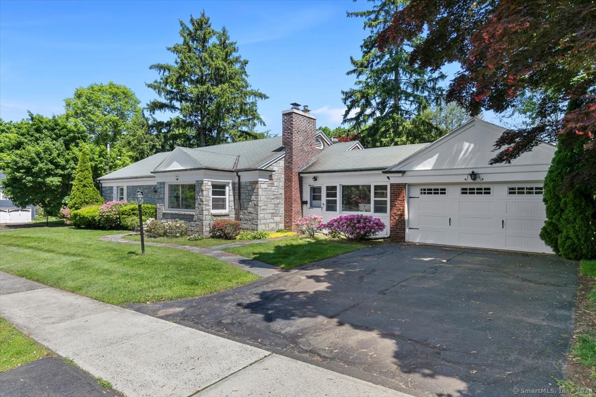 110 Churchill Road