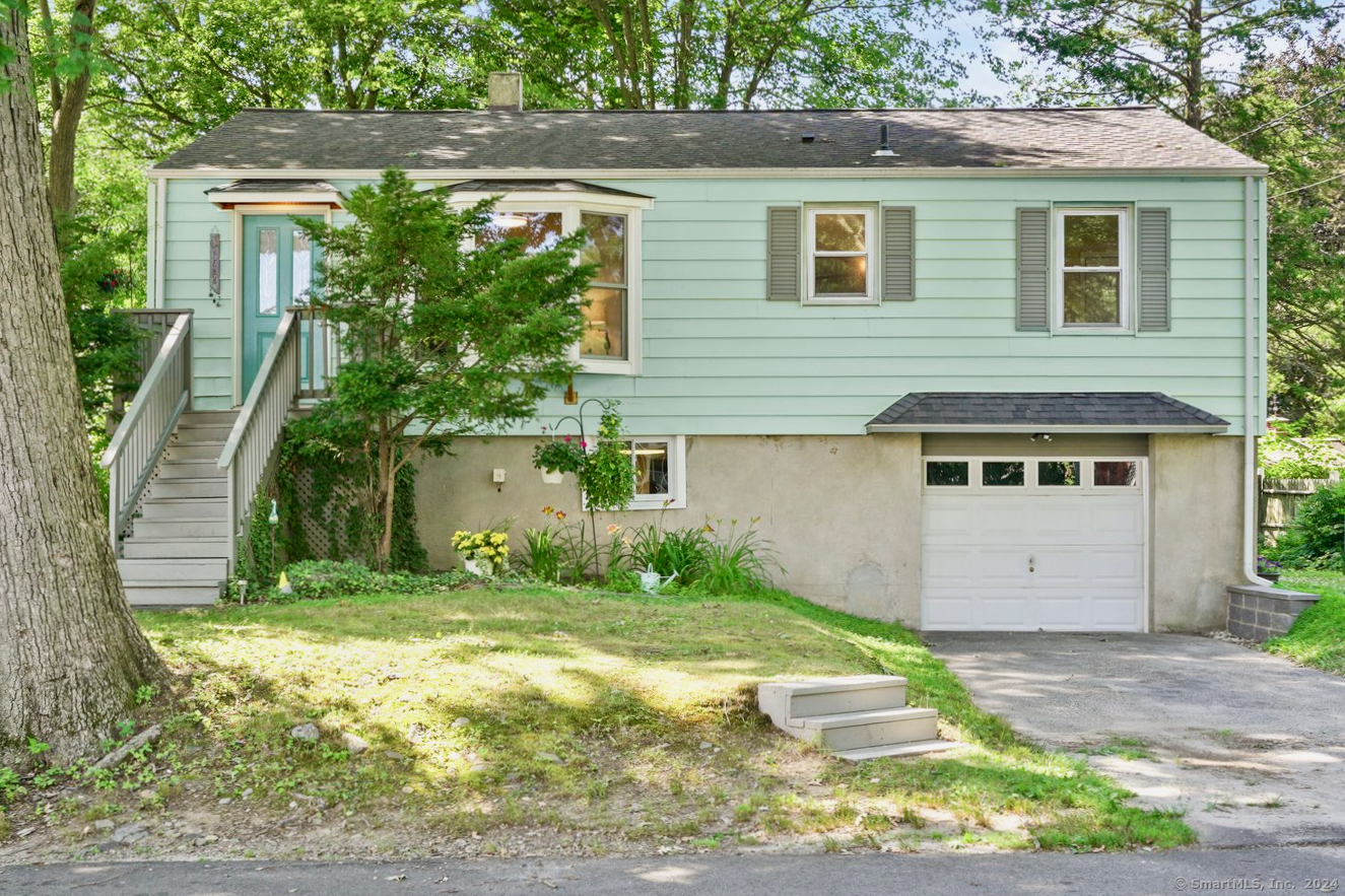 18 Oakdale Street