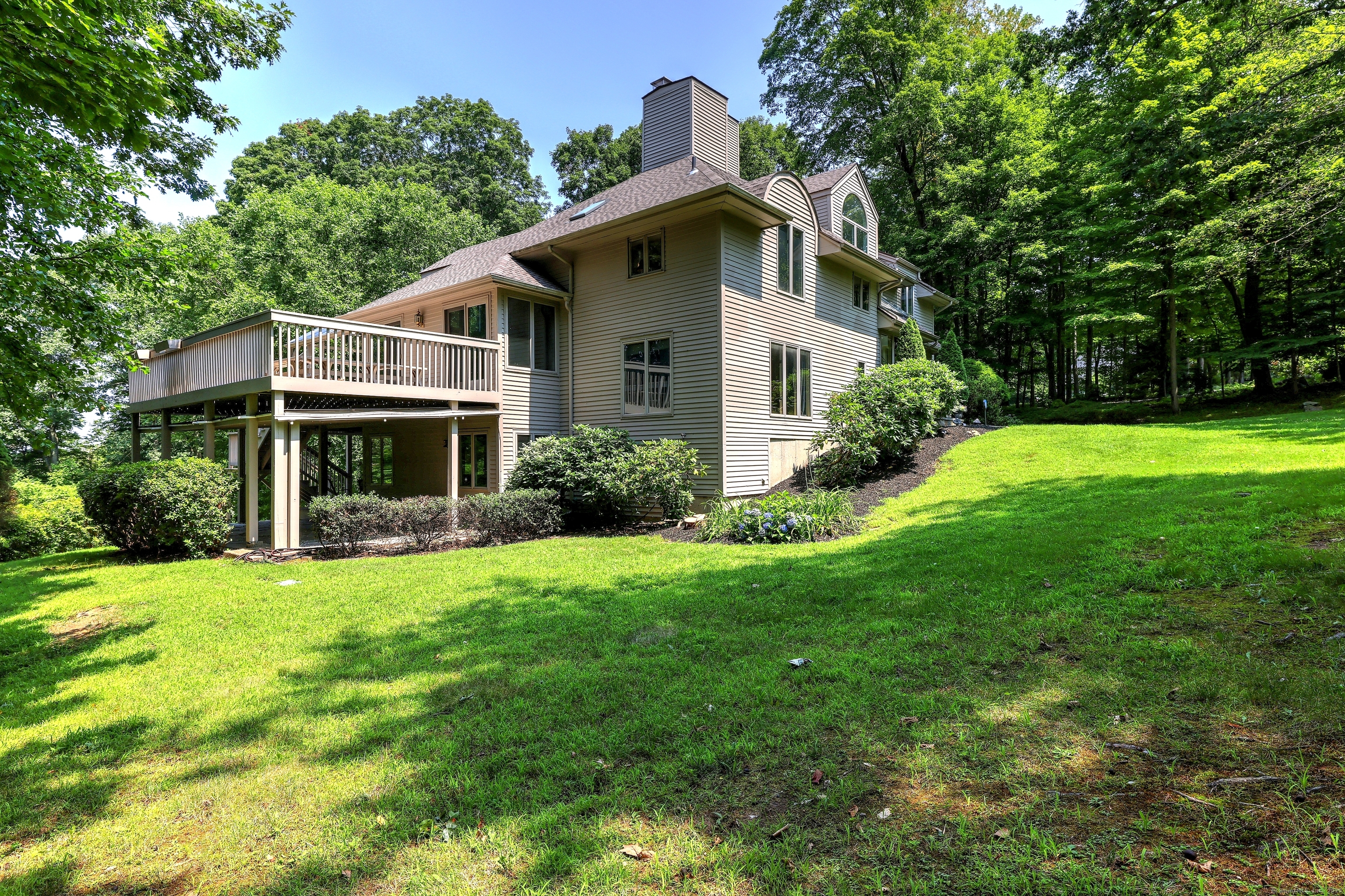 521 Overlook Road