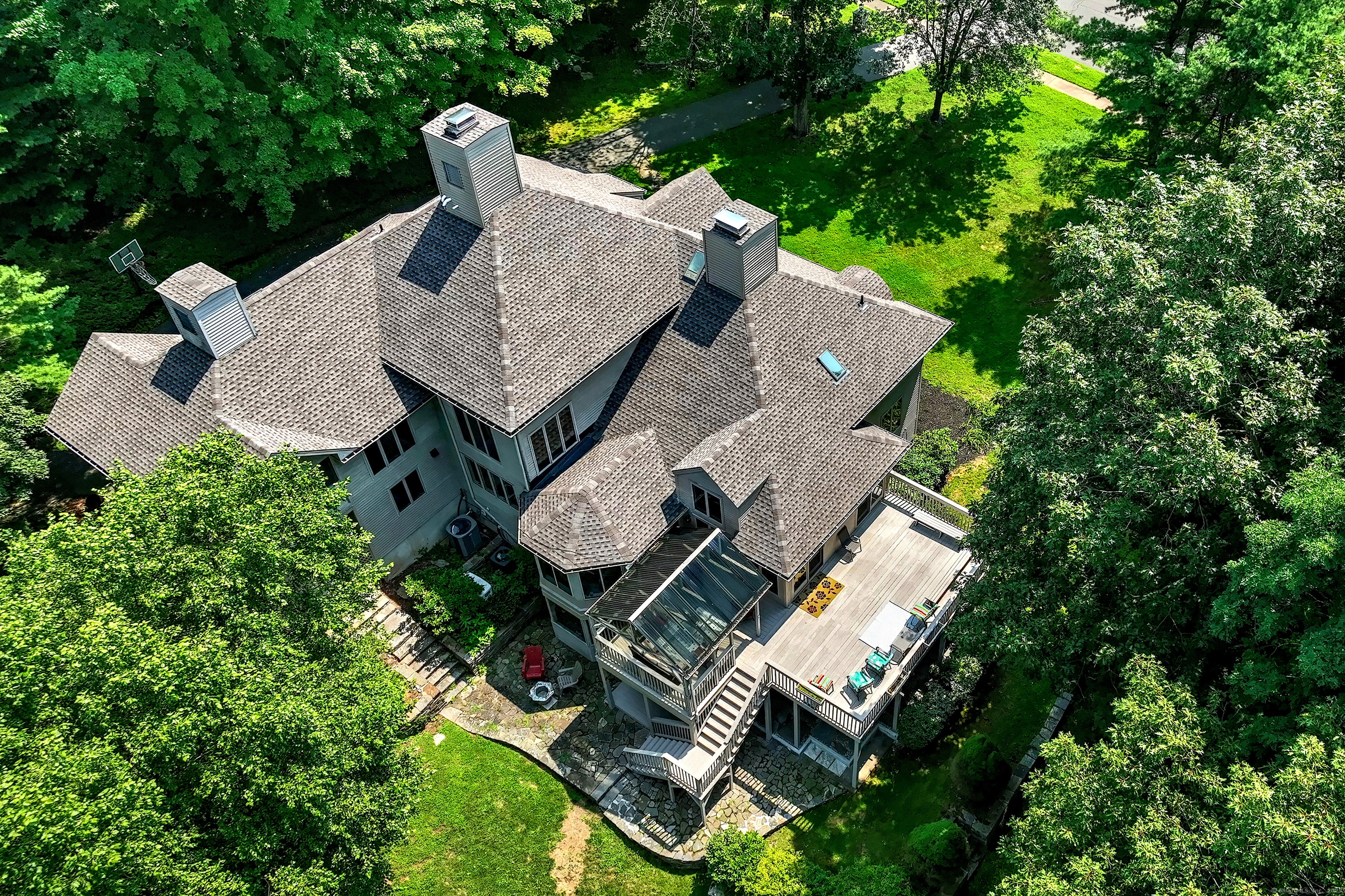 521 Overlook Road