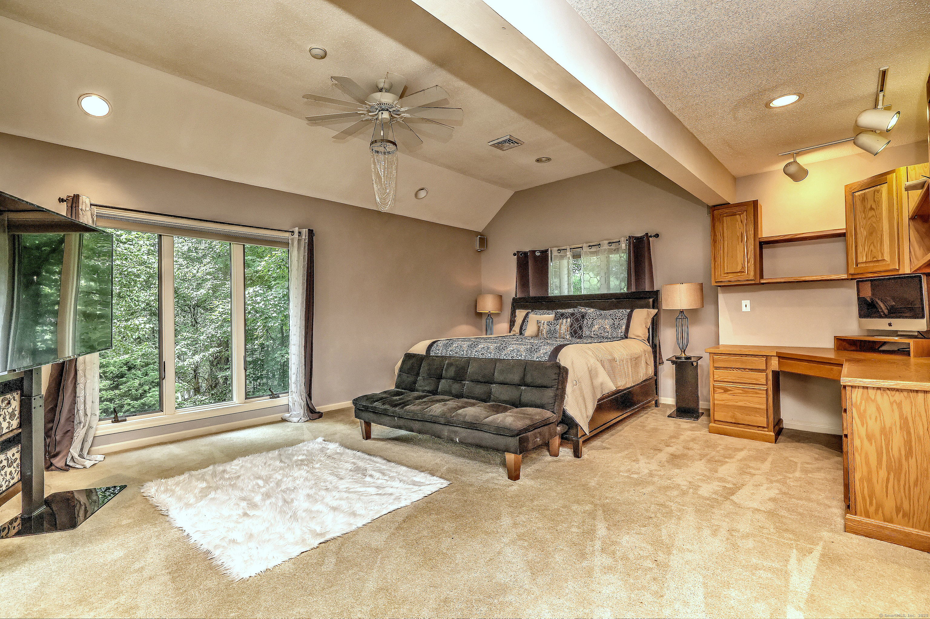 521 Overlook Road