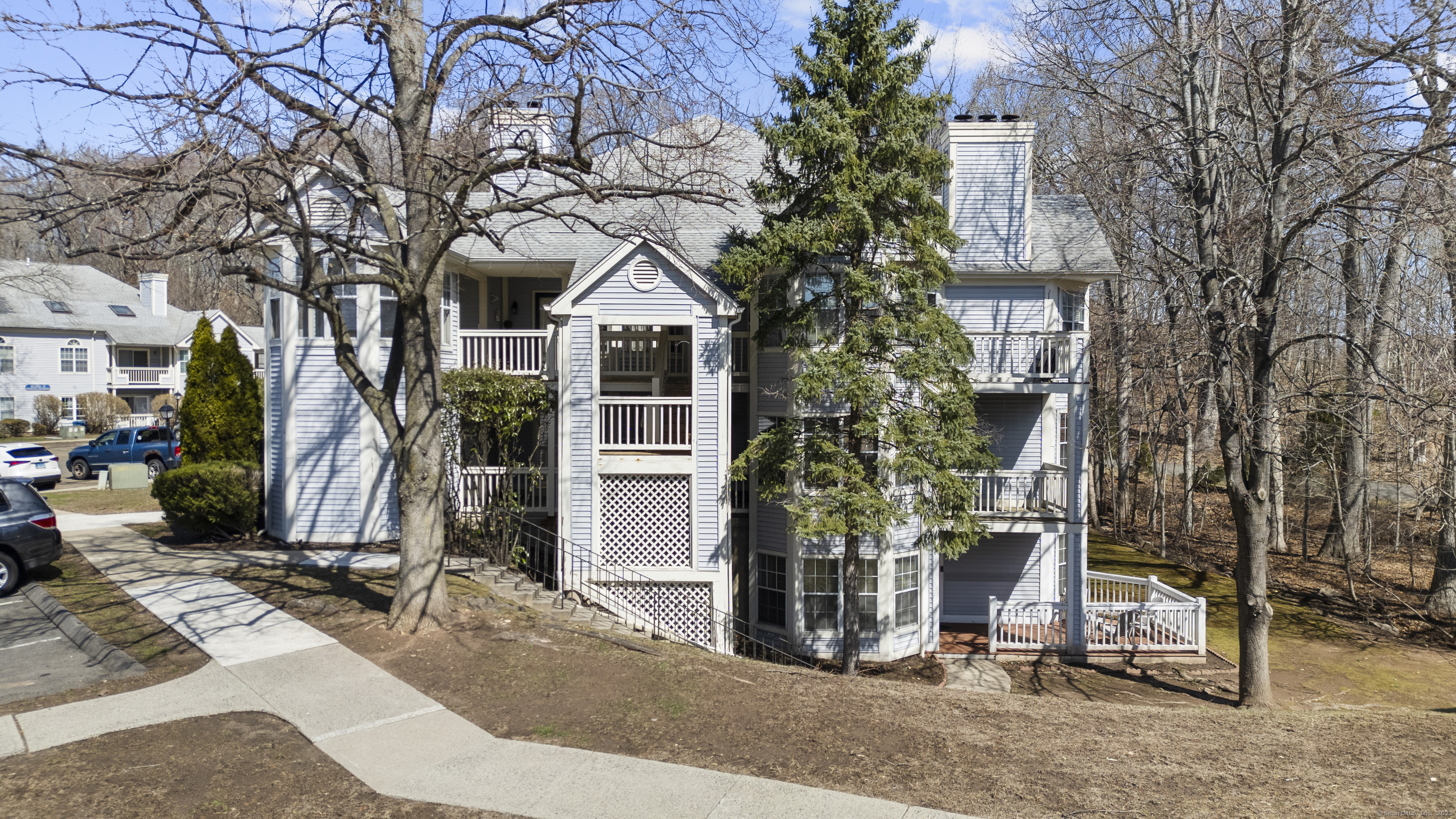 75 Redwood Drive 1006