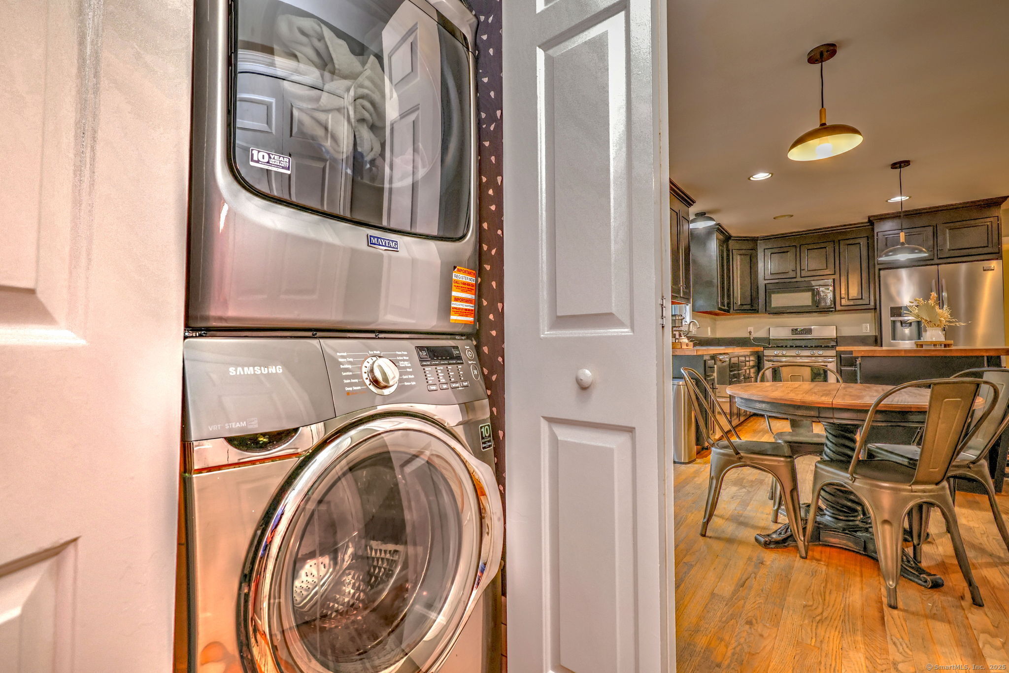 28 Edgewood Avenue