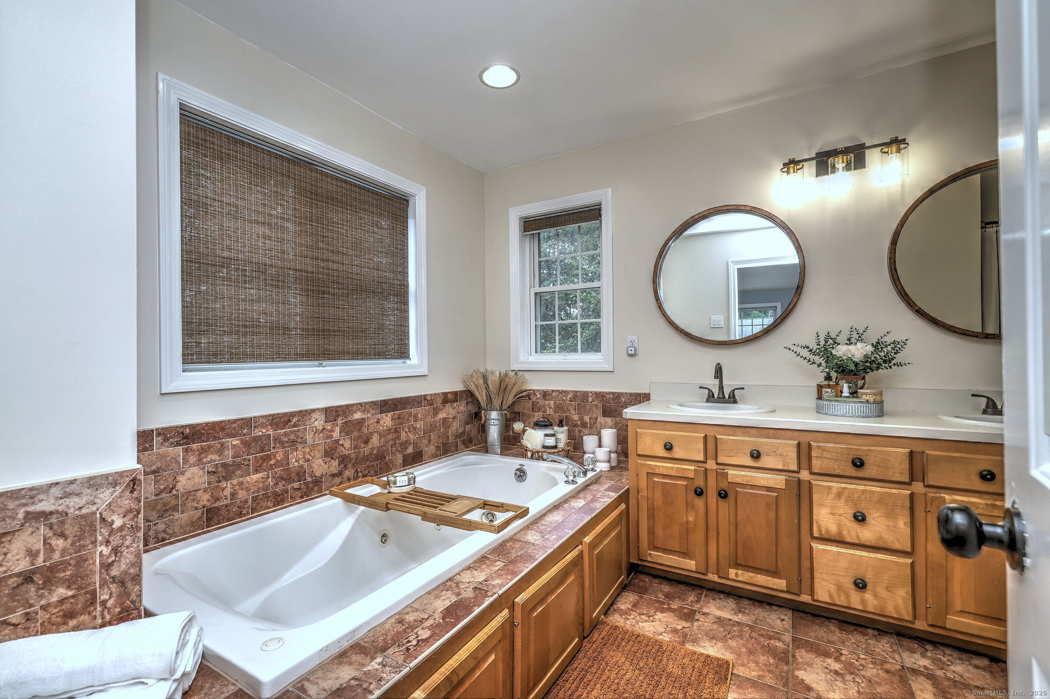28 Edgewood Avenue