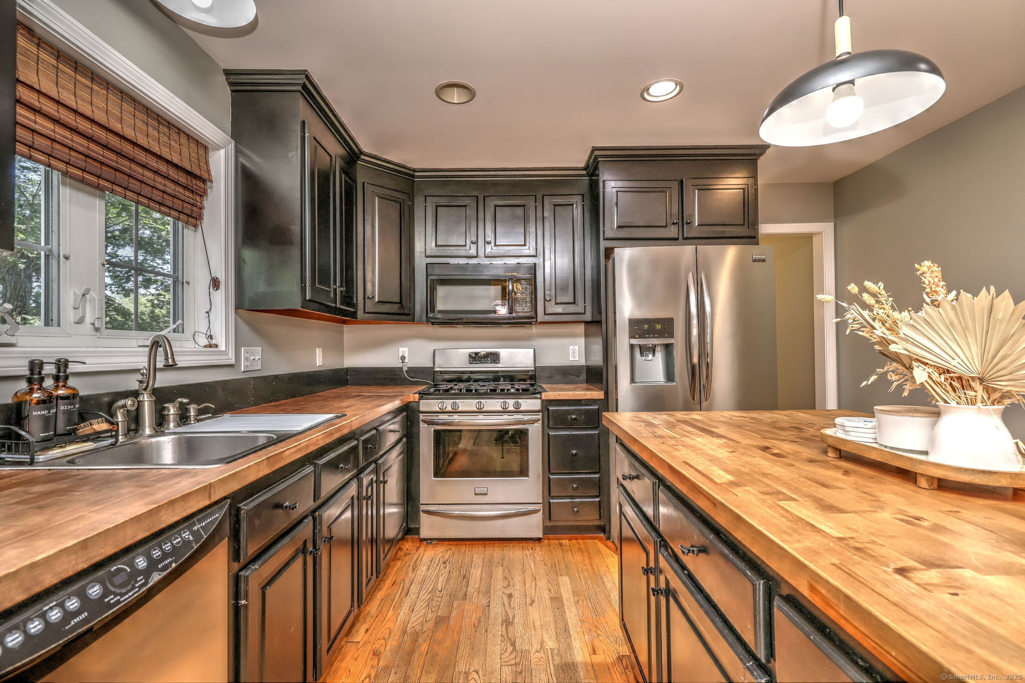 28 Edgewood Avenue