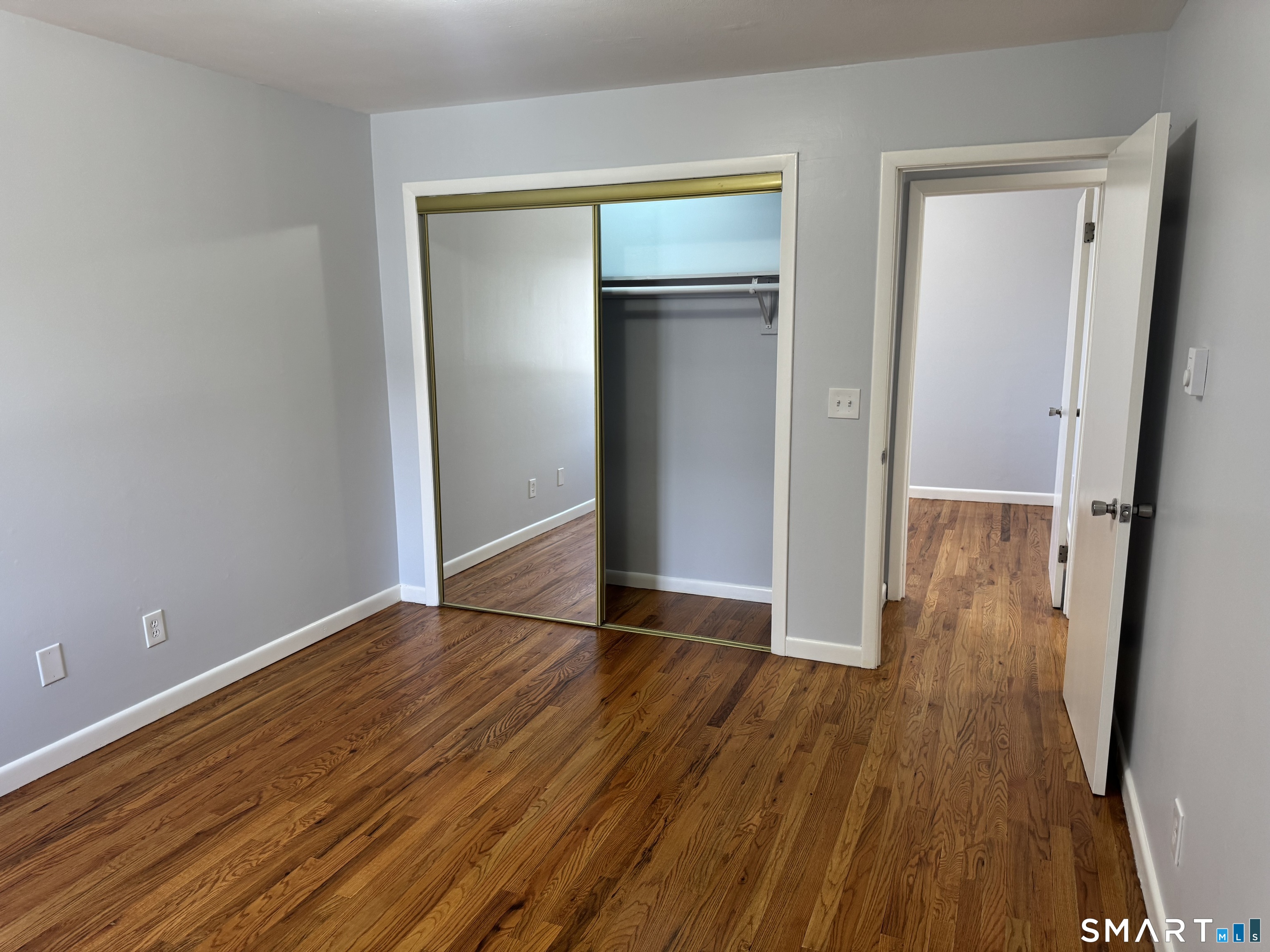 4 Glenwood Avenue B7
