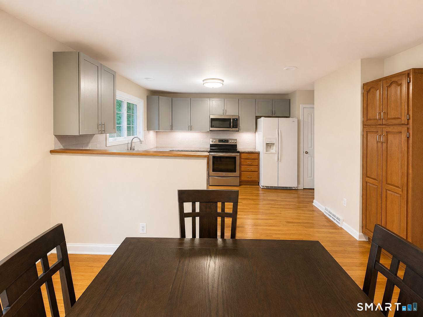 176 Governor Trumbull Way Unit: 176