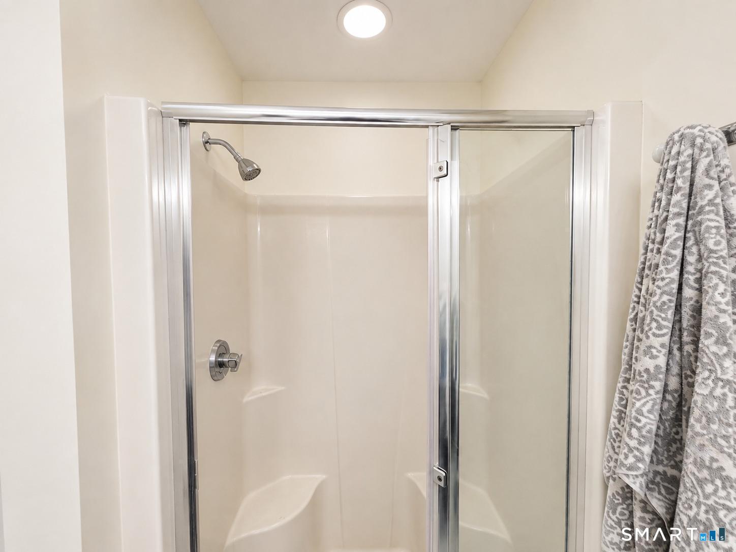 176 Governor Trumbull Way Unit: 176