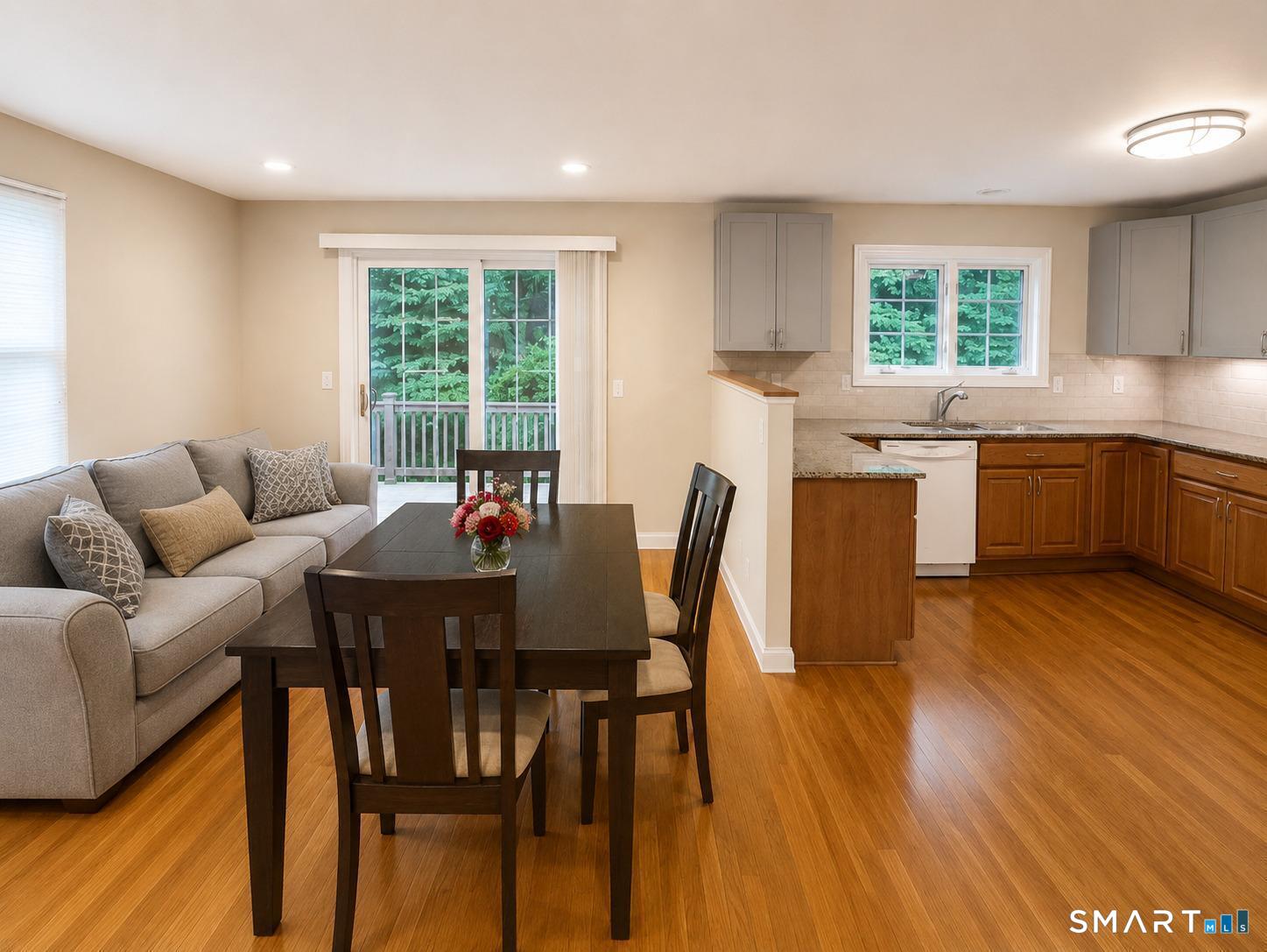 176 Governor Trumbull Way Unit: 176