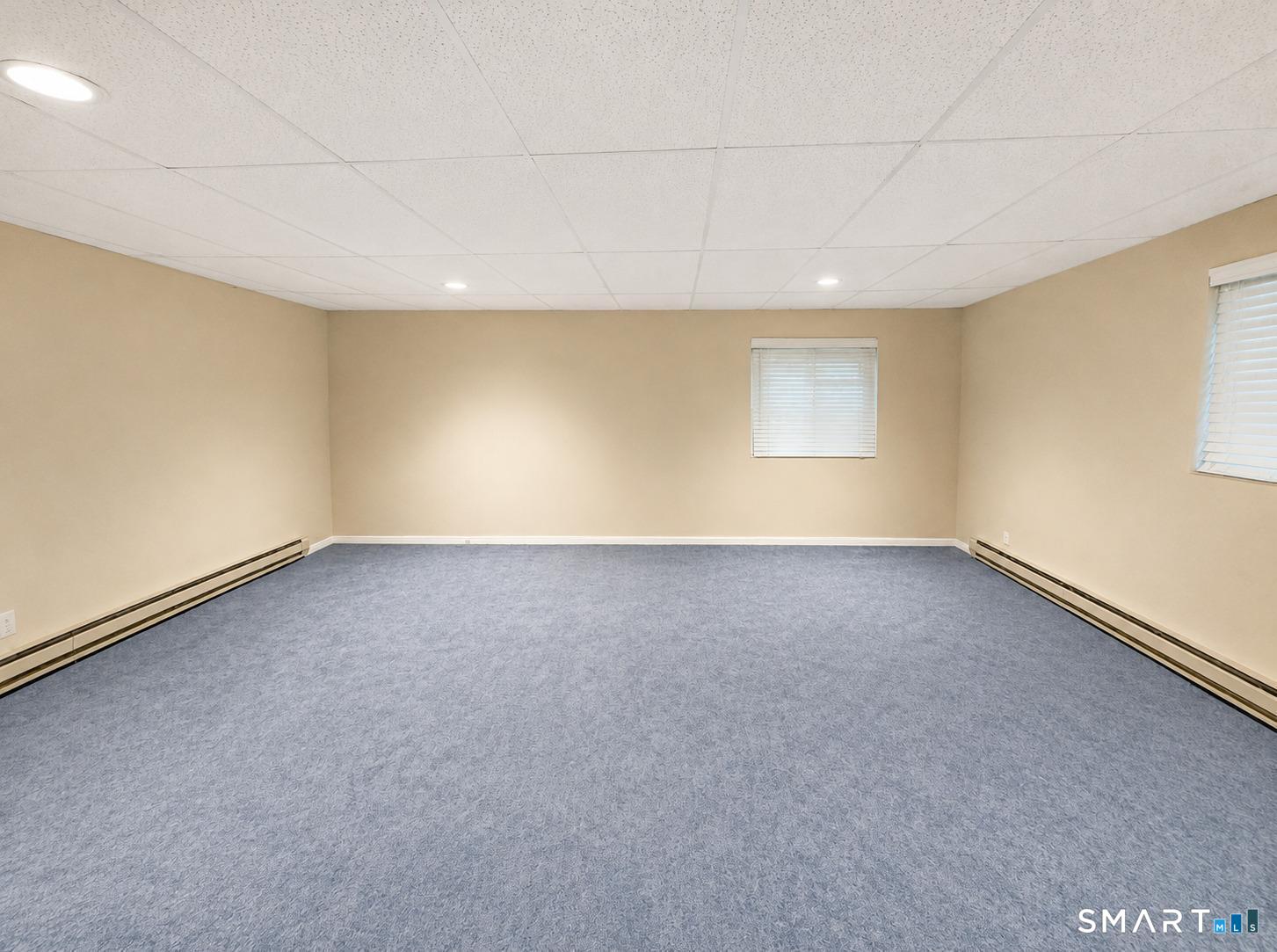 176 Governor Trumbull Way Unit: 176