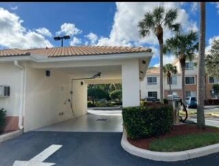 3207 E Myrtlewood Circle E 3207