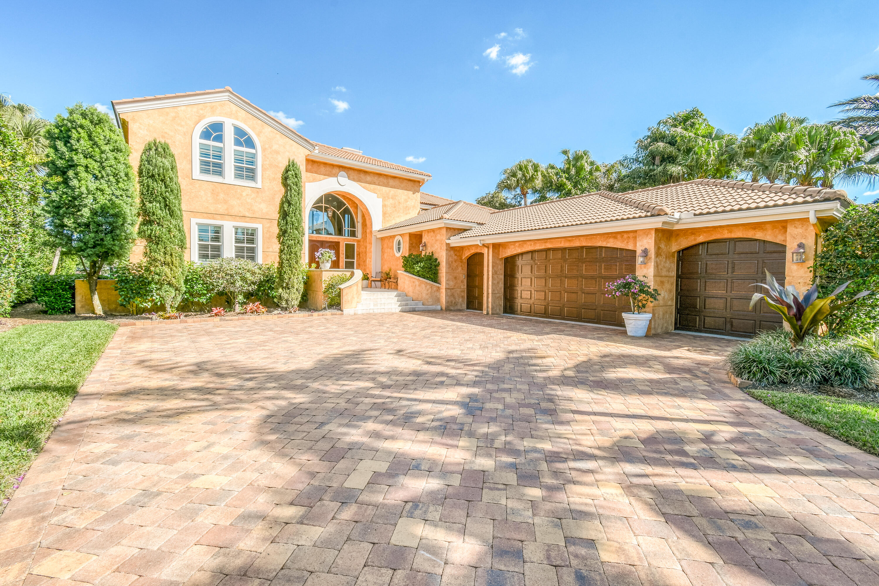 1208 NW Winters Creek Road