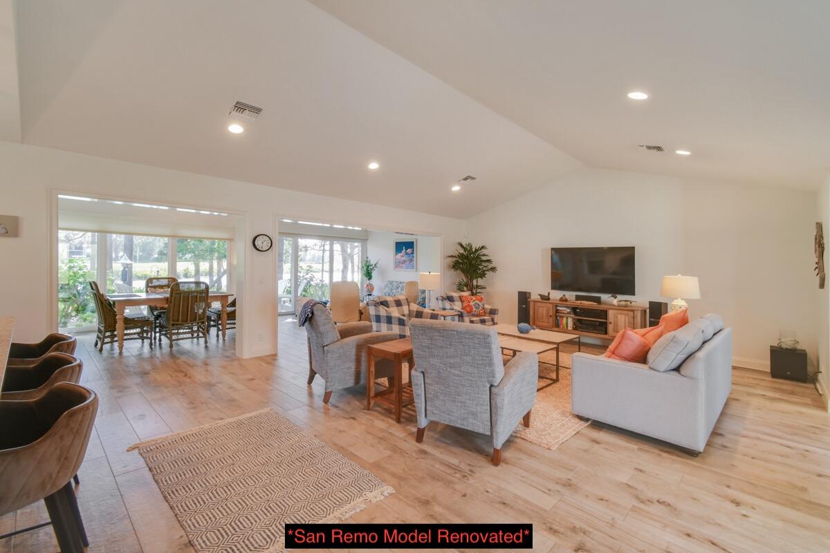 1828 NW Buttonbush Circle