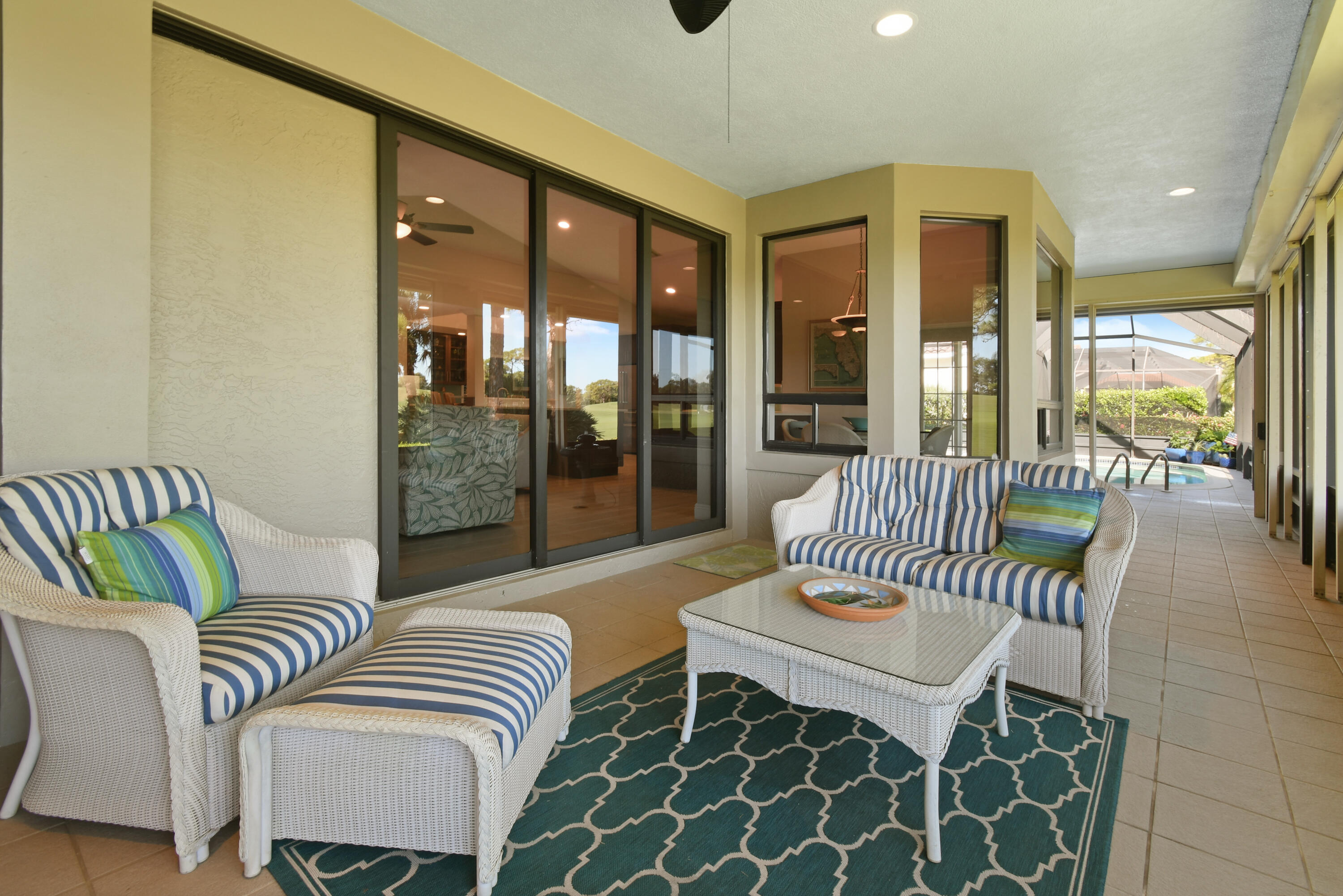 1737 NW Buttonbush Circle