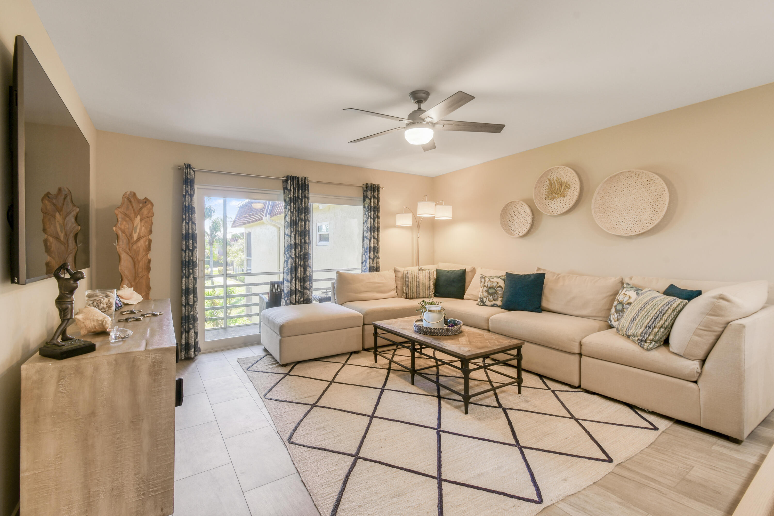 717 S Us Highway 1 508