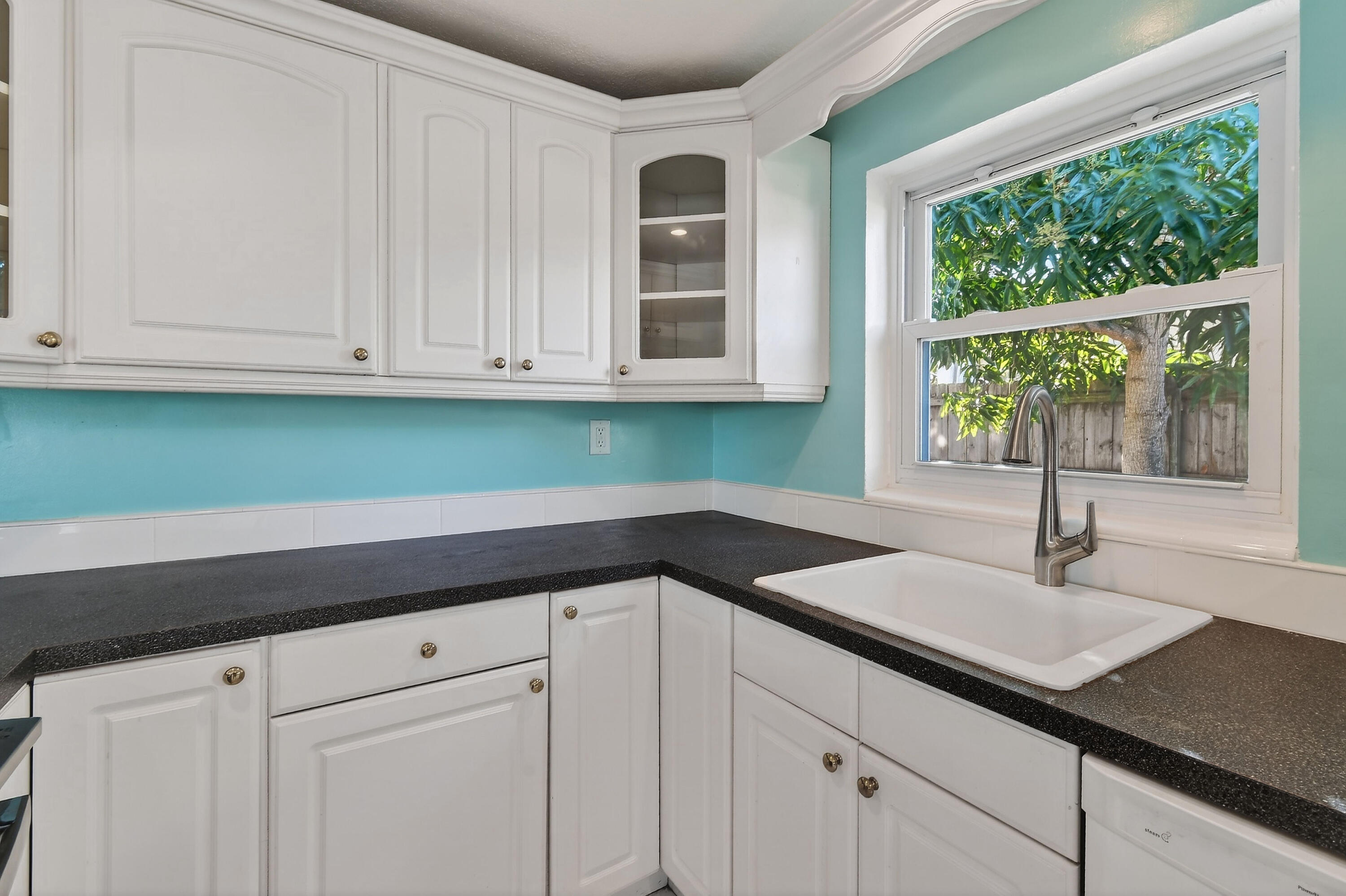 3762 Florida Boulevard