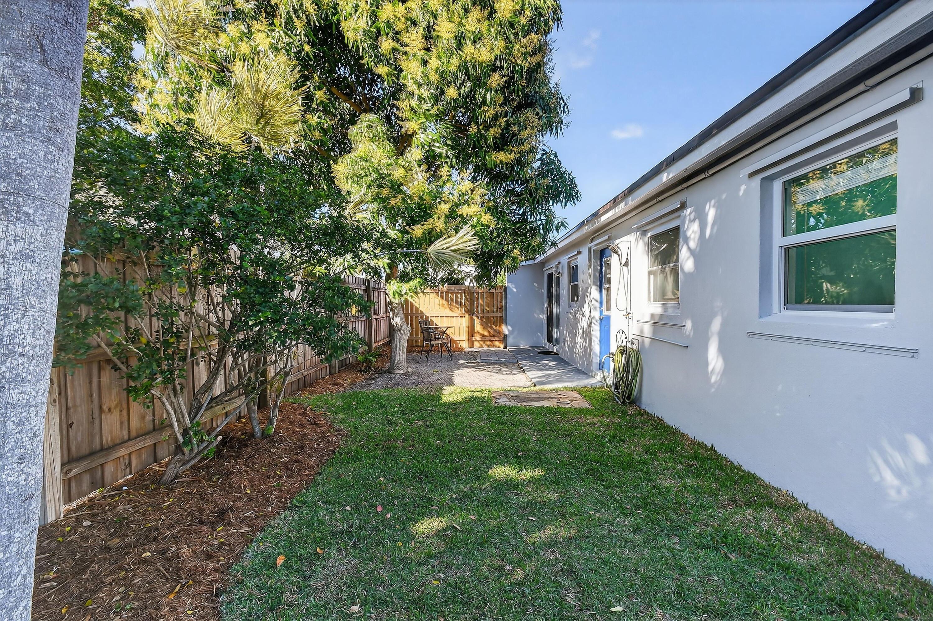 3762 Florida Boulevard