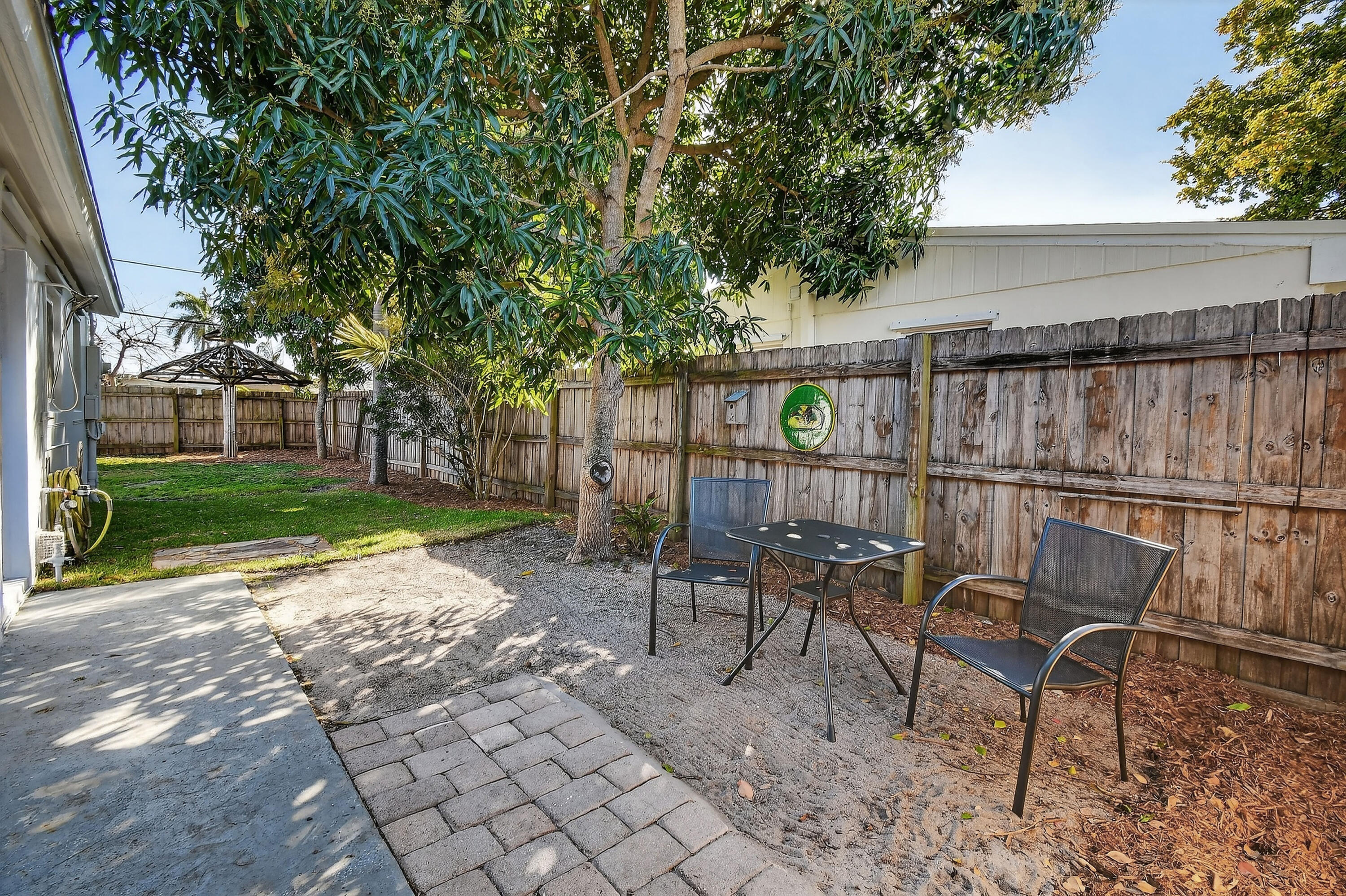 3762 Florida Boulevard