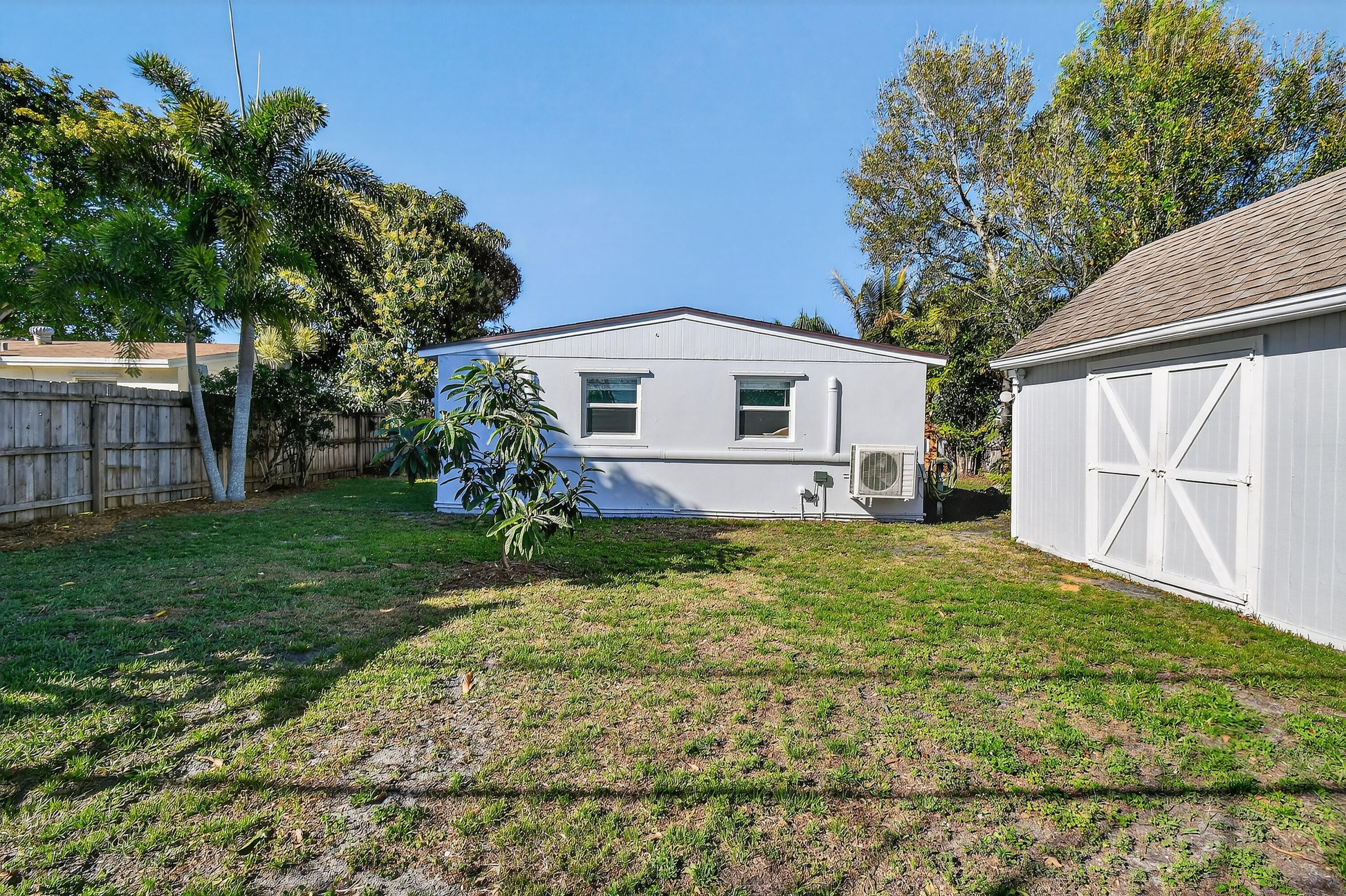 3762 Florida Boulevard