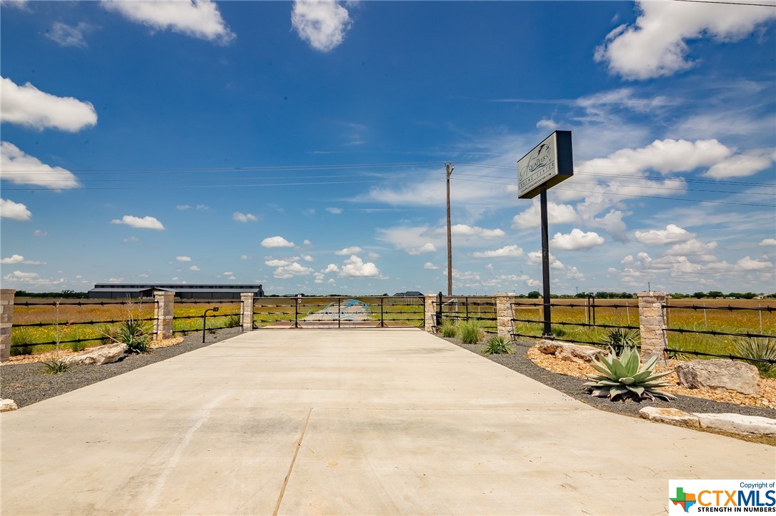 15927 US Highway 77 N
