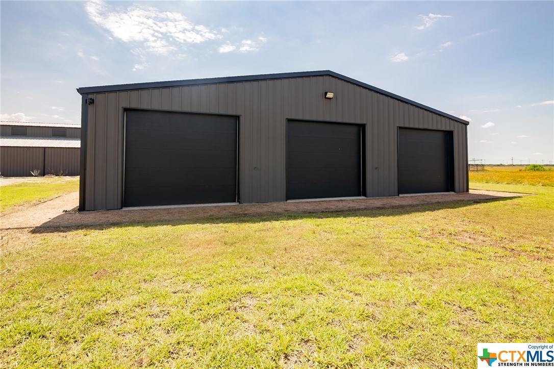 15927 US Highway 77 N