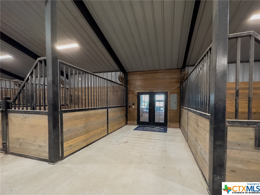 15927 US Highway 77 N