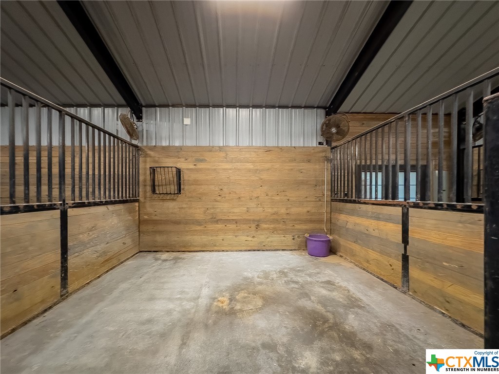 15927 US Highway 77 N
