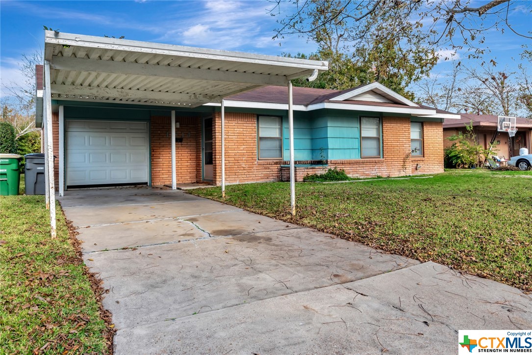 1514 Alamo Drive
