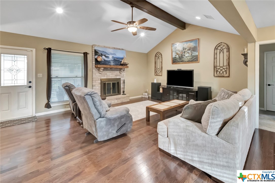 220 Spur Drive