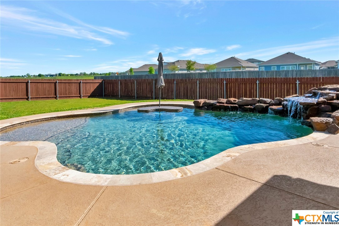 110 Chisholm Trail