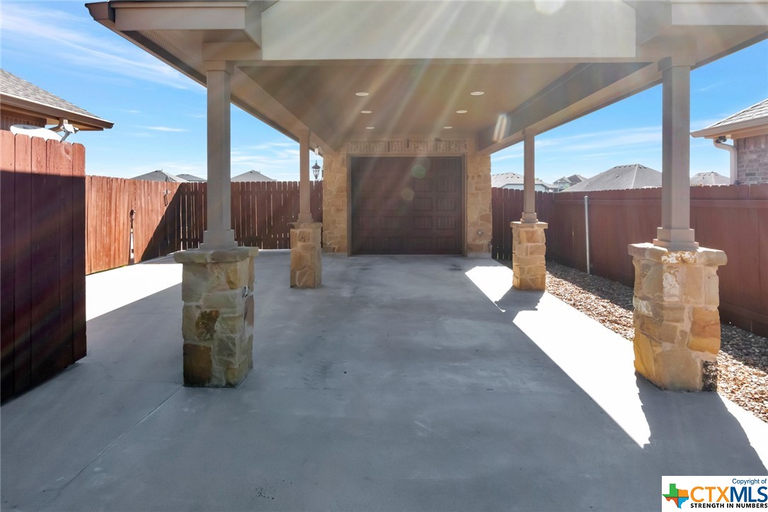 110 Chisholm Trail