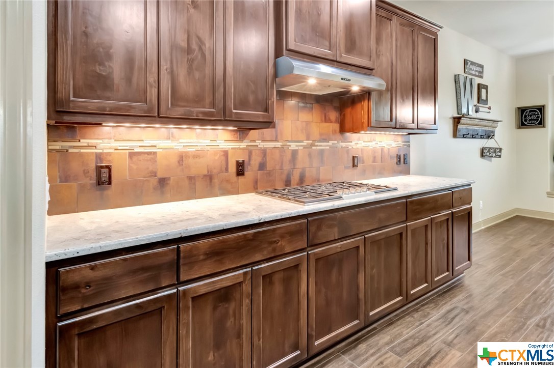 110 Chisholm Trail