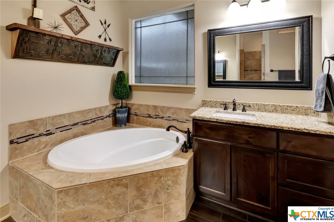 110 Chisholm Trail