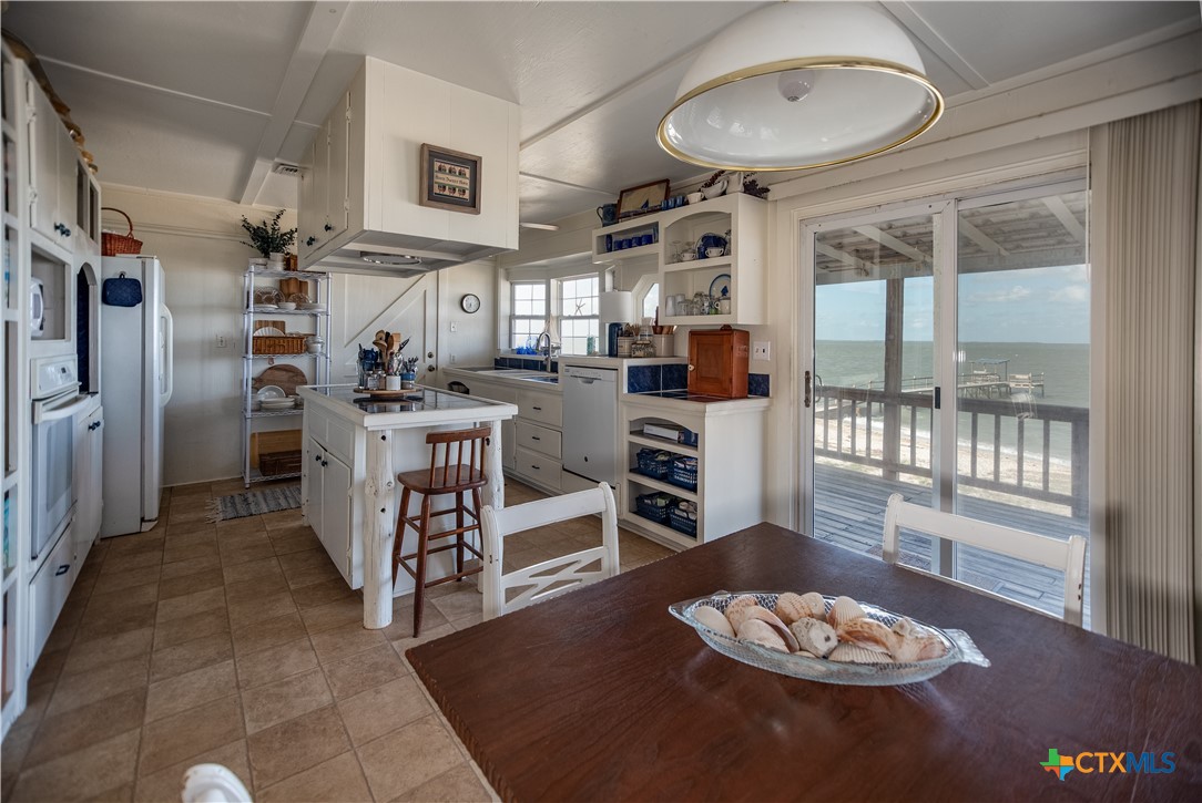 1437 N Ocean Drive
