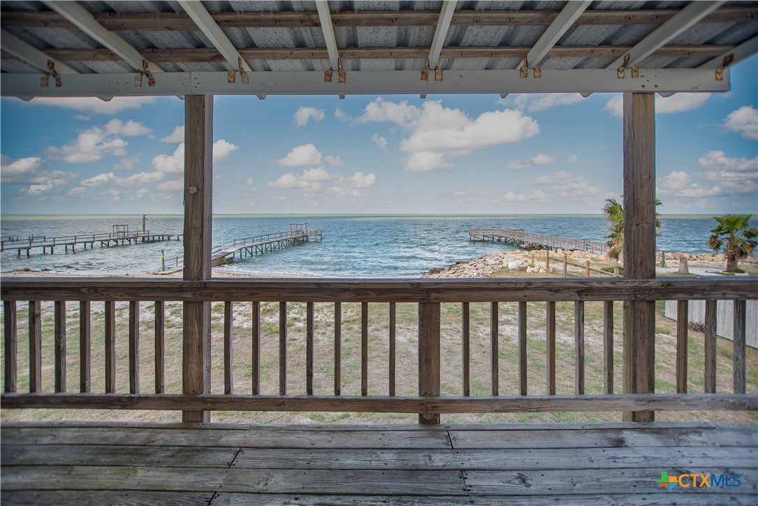 1437 N Ocean Drive