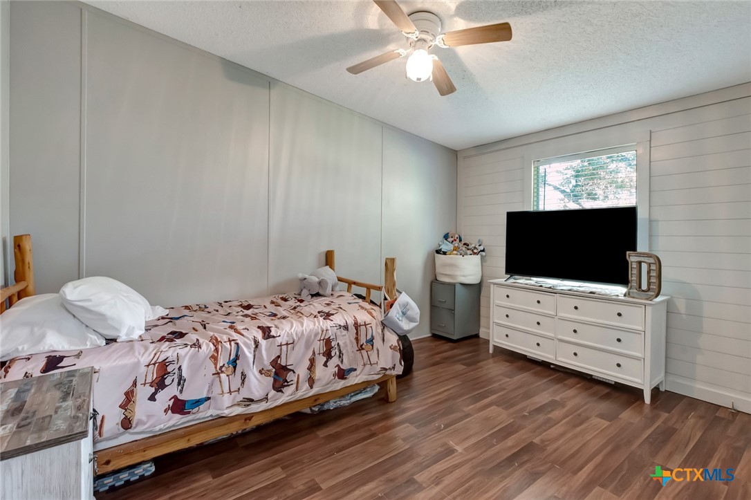 207 North