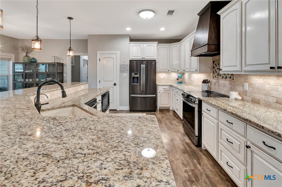 885 Del Goehring Road