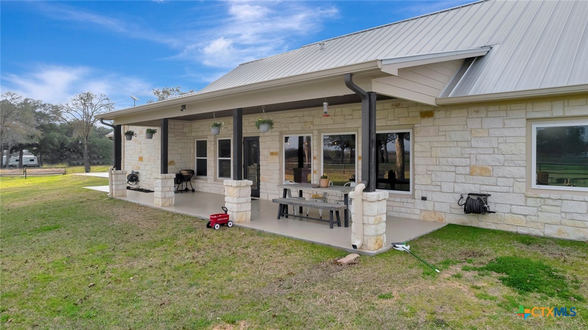 885 Del Goehring Road