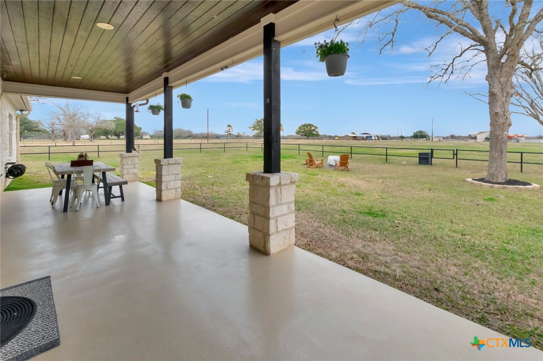 885 Del Goehring Road