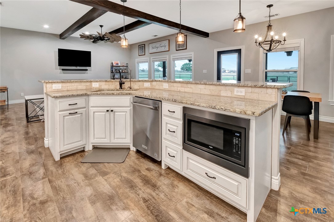 885 Del Goehring Road