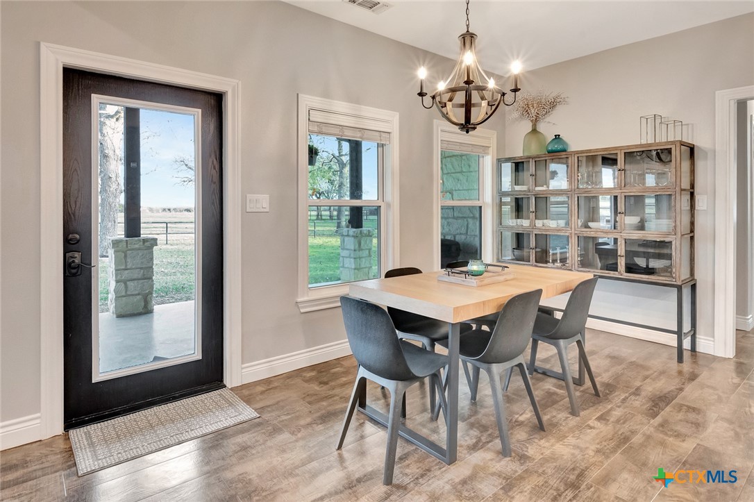 885 Del Goehring Road