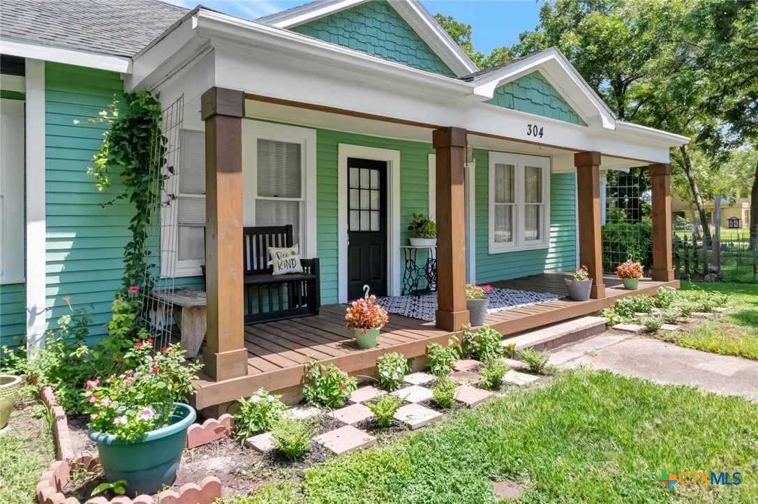 304 W Putnam