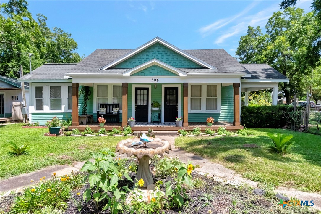 304 W Putnam