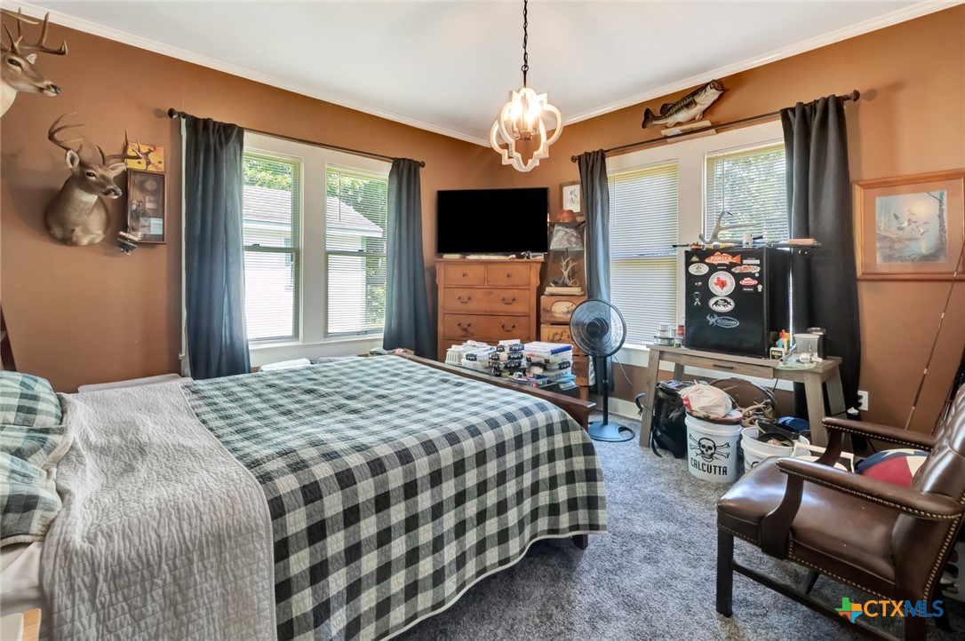 304 W Putnam