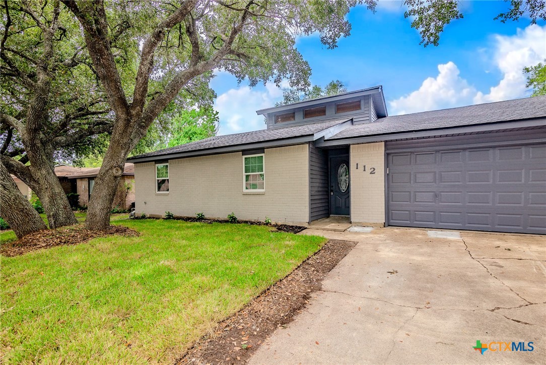 112 Byron Lane