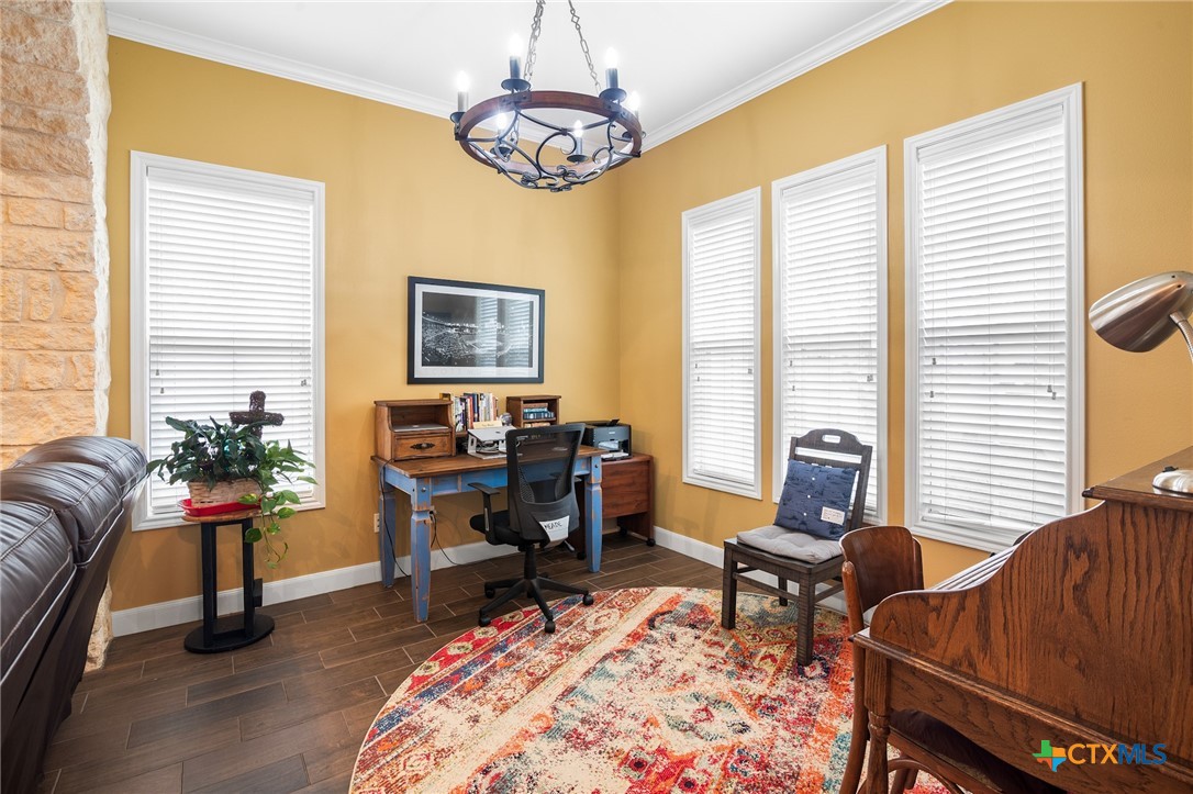 201 Amberglow Court