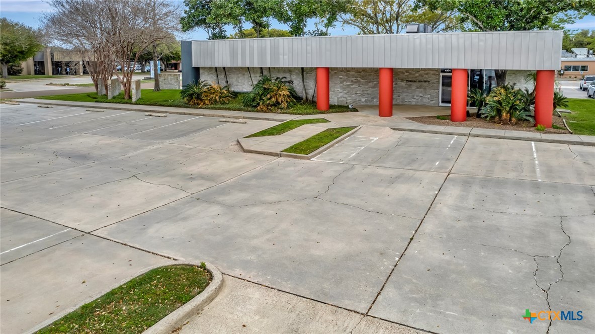 4301 Retama Circle